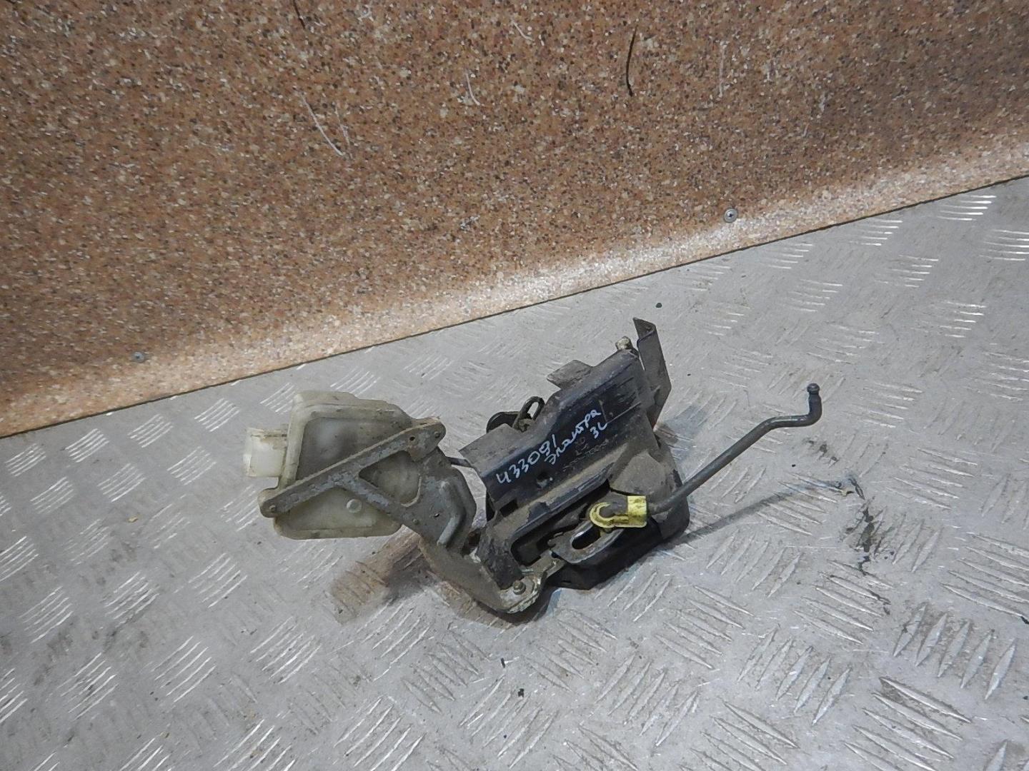 Замок двери задней левой