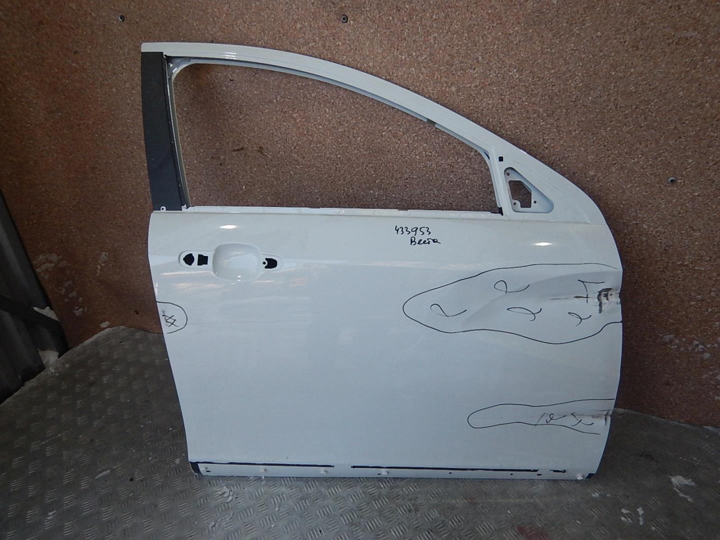 Дверь передняя правая