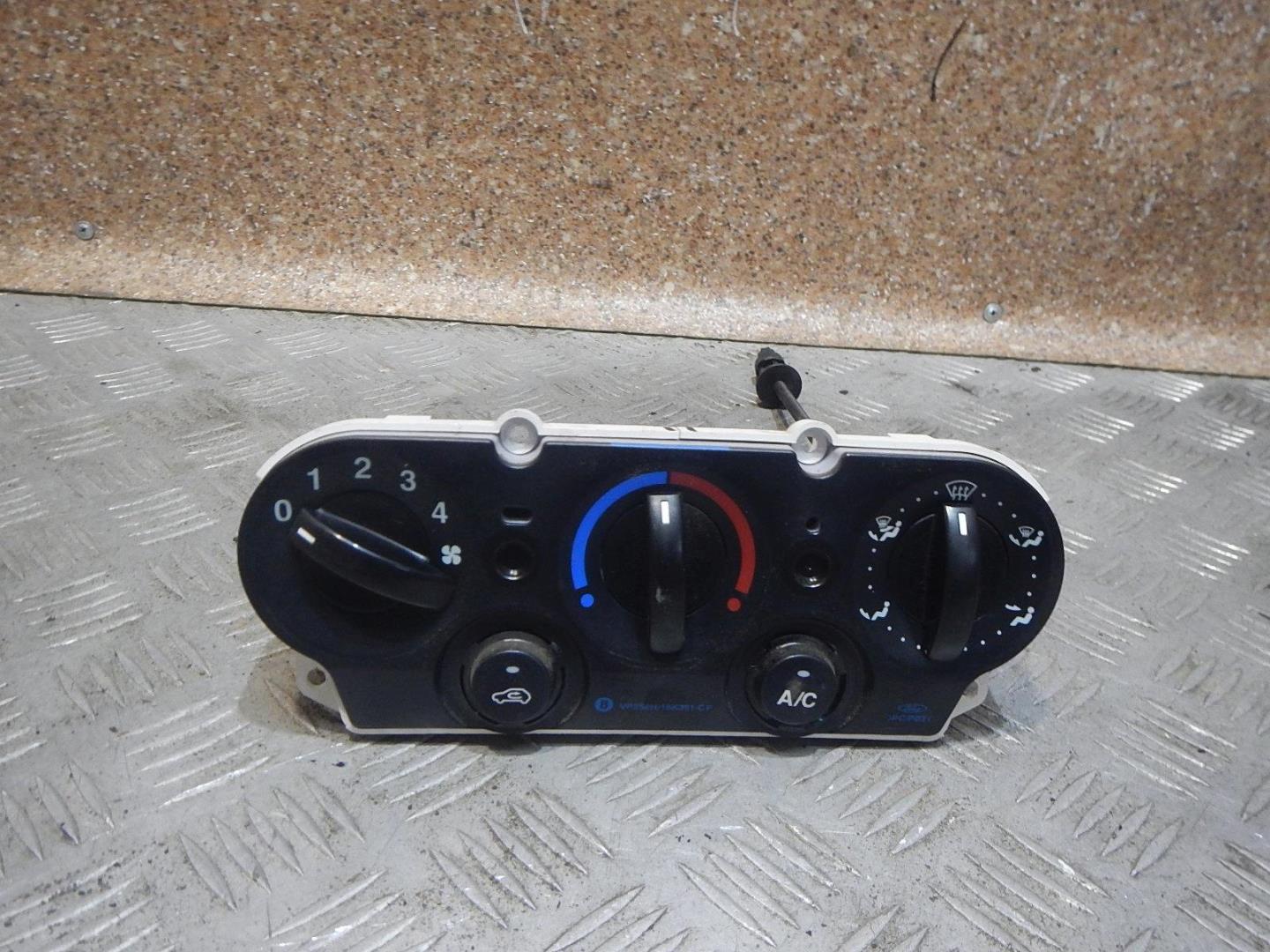 Блок управления климатической установкой