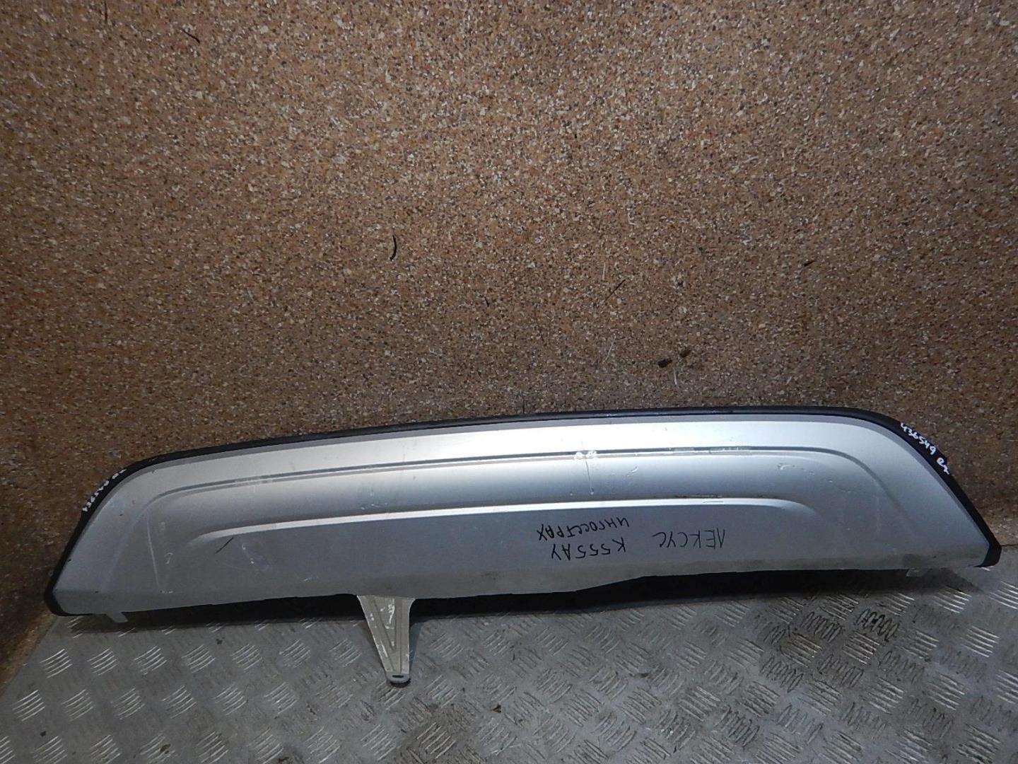 Накладка заднего бампера