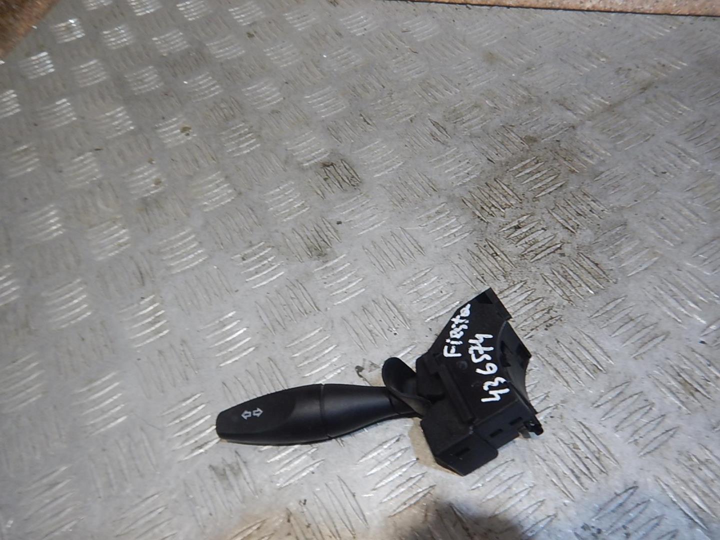 Переключатель поворотов подрулевой