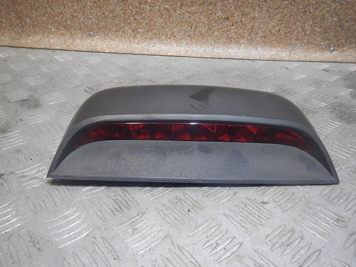 Фонарь задний (стоп сигнал)