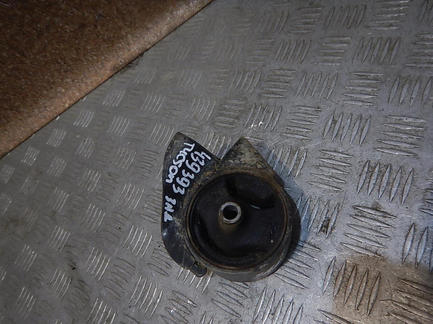 Опора двигателя задняя