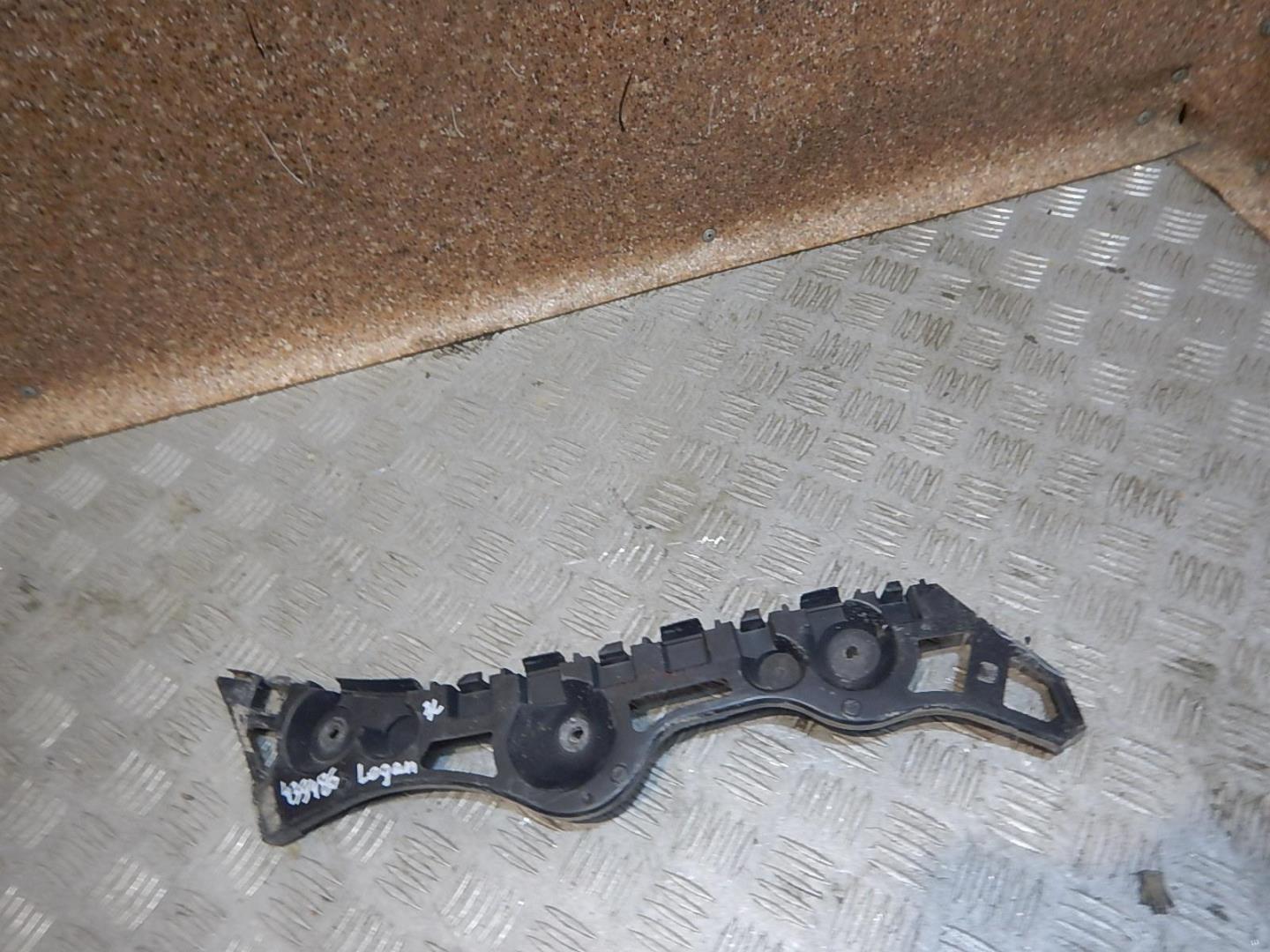 Кронштейн заднего бампера левый