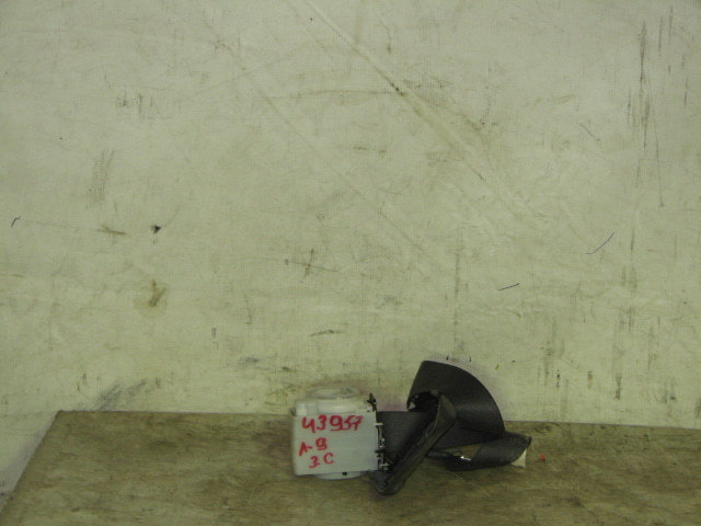 Ремень безопасности