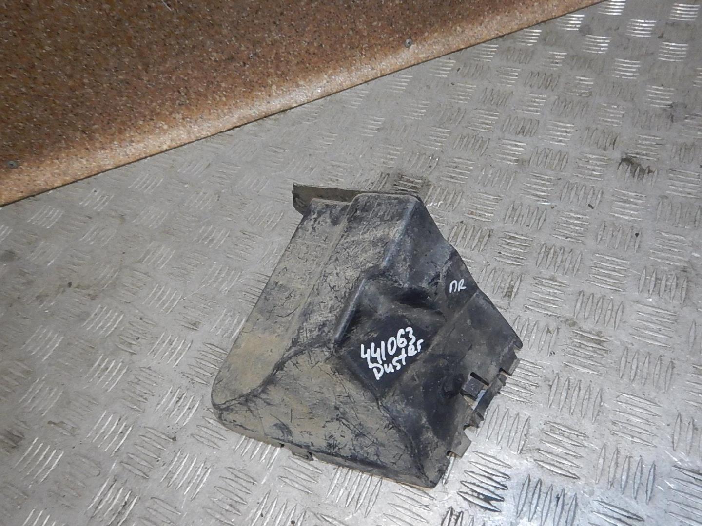 Воздуховод радиатора правый