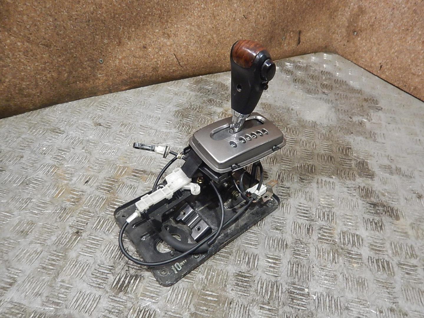 Кулиса МКПП / АКПП