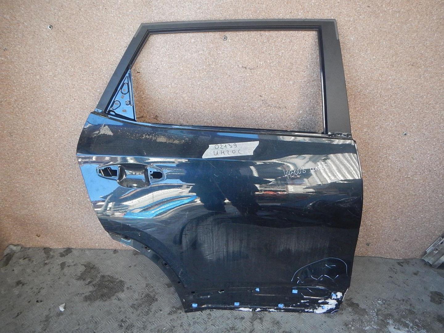 Дверь задняя правая
