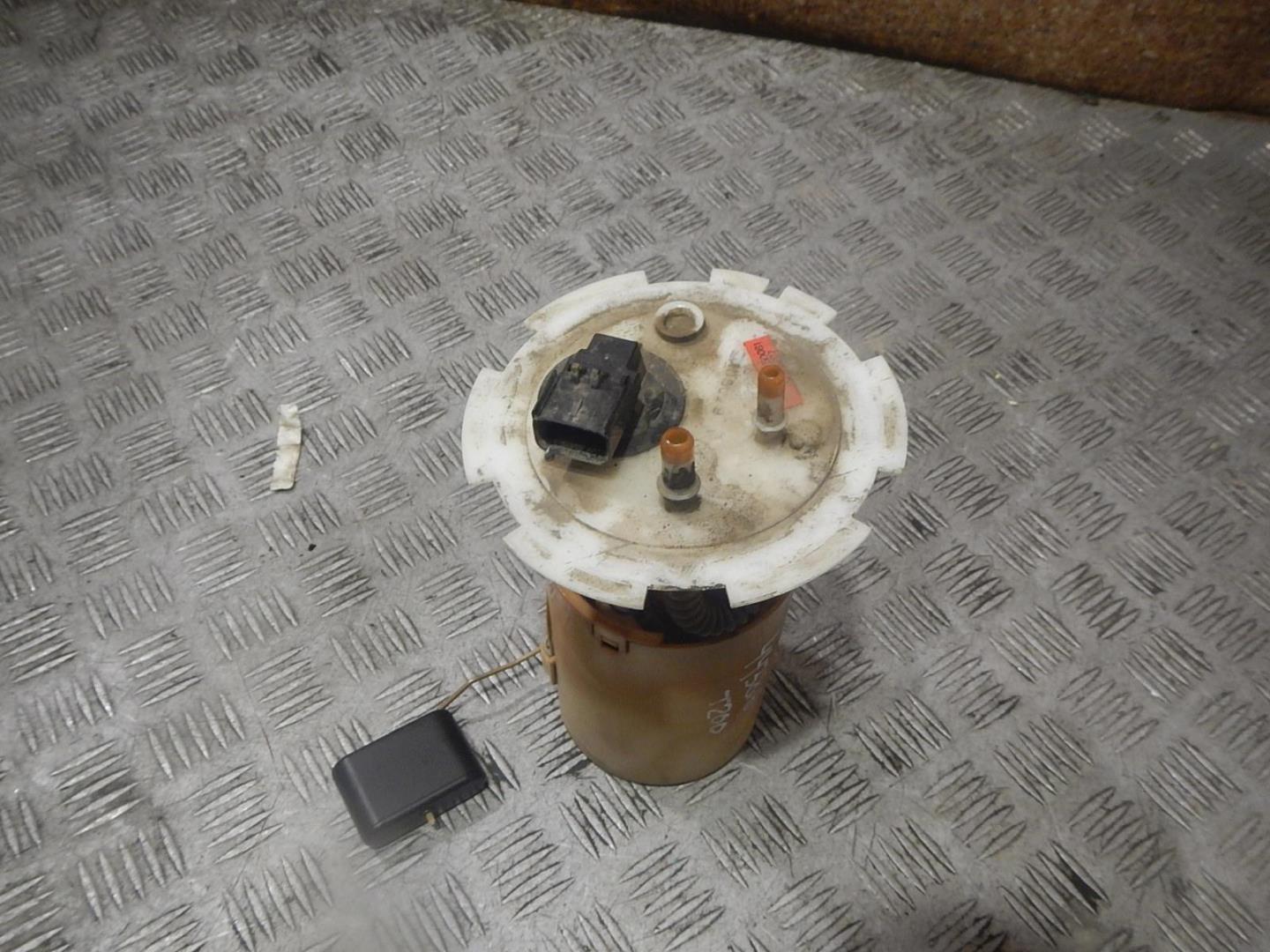 Насос топливный электрический