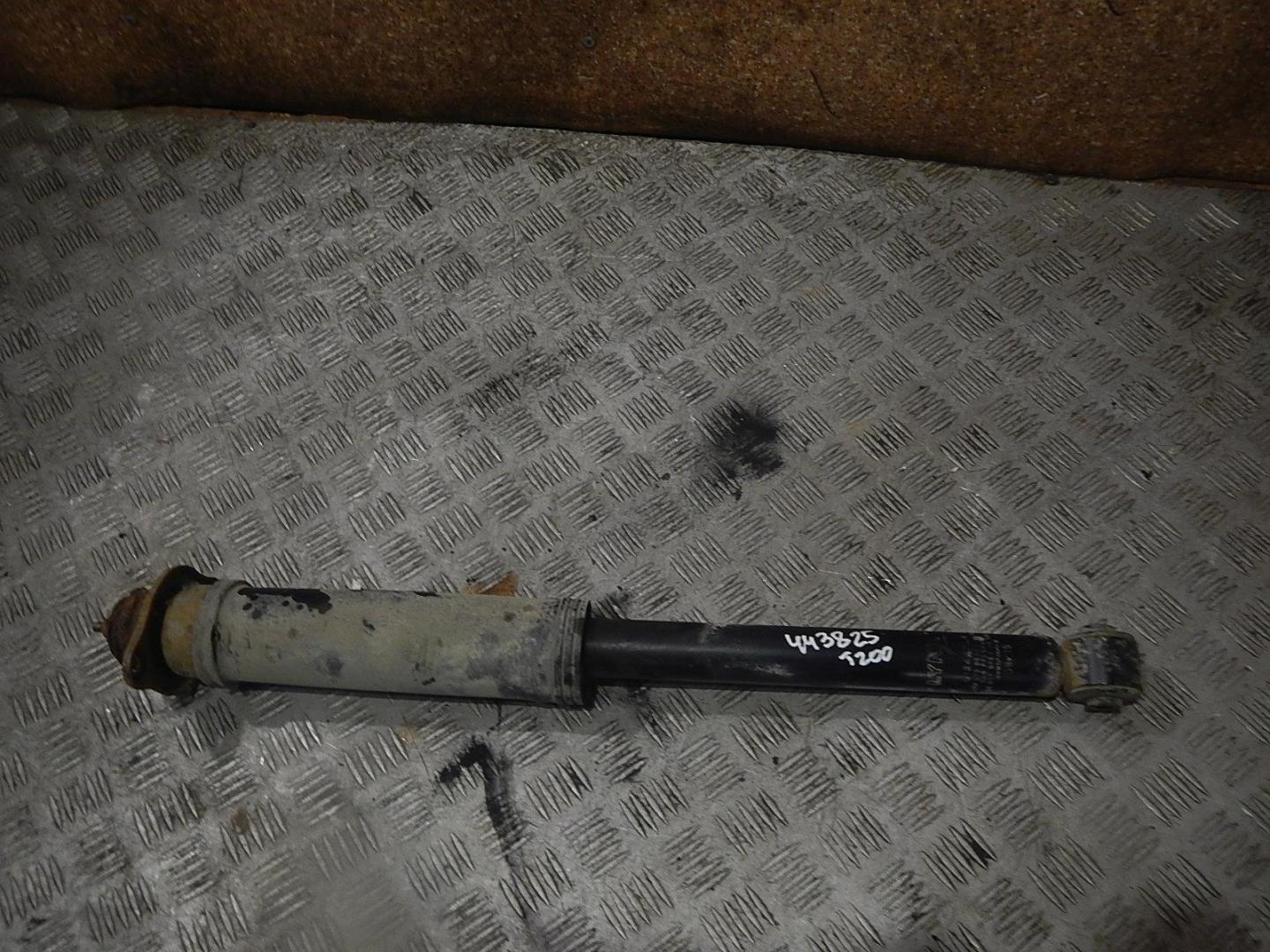 Амортизатор задний (стойка)