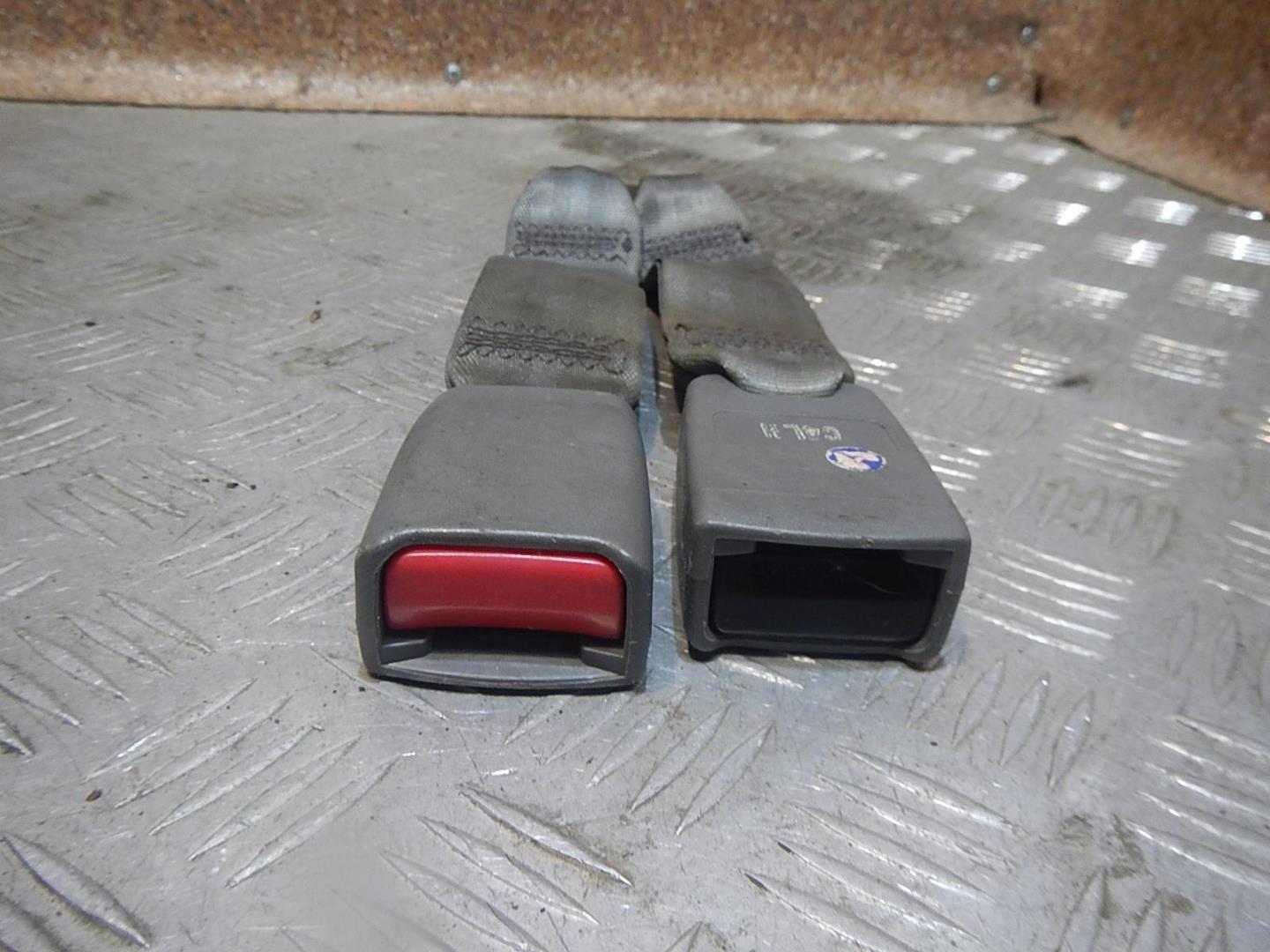 Ответная часть ремня безопасности