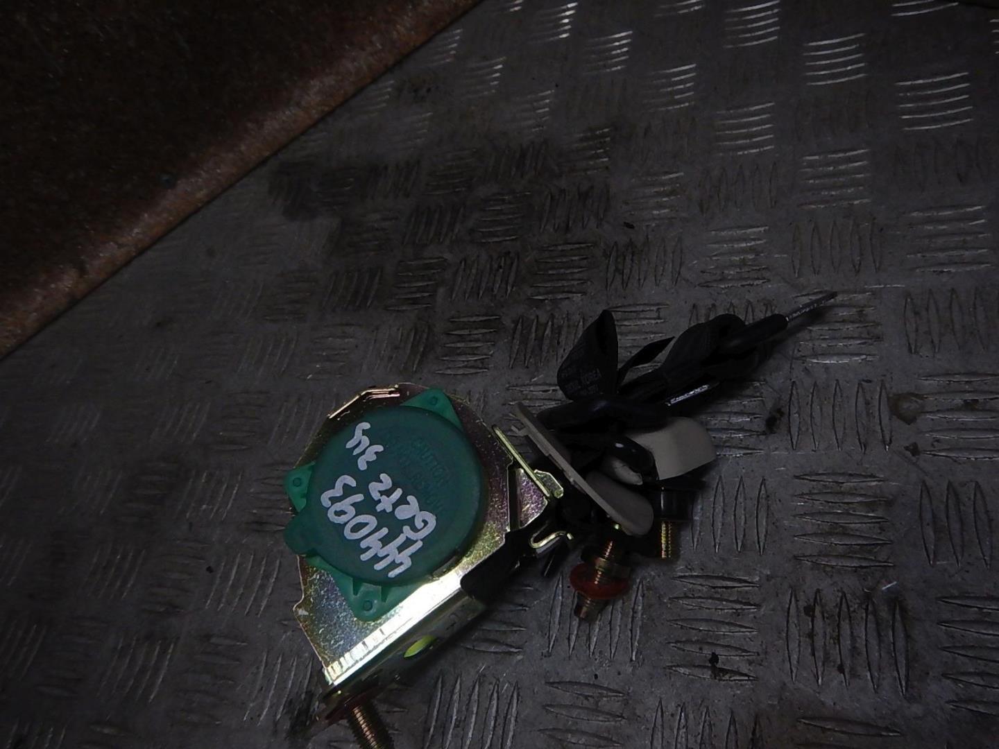 Ремень безопасности