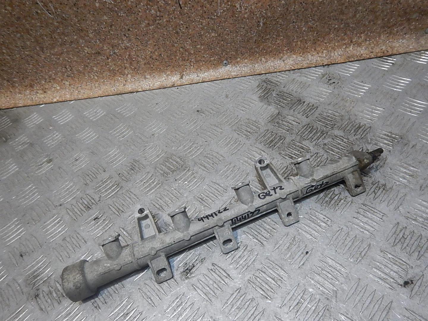 Рейка топливная (рампа)