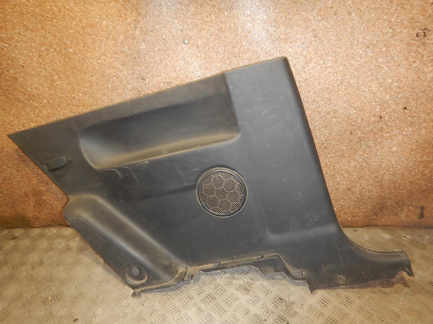 Обшивка салона