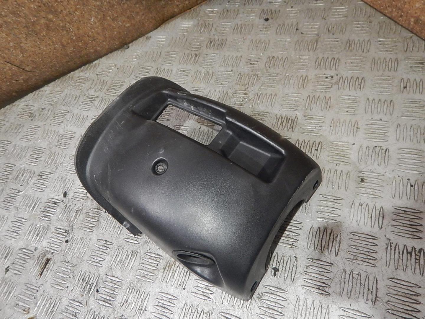 Кожух рулевой колонки