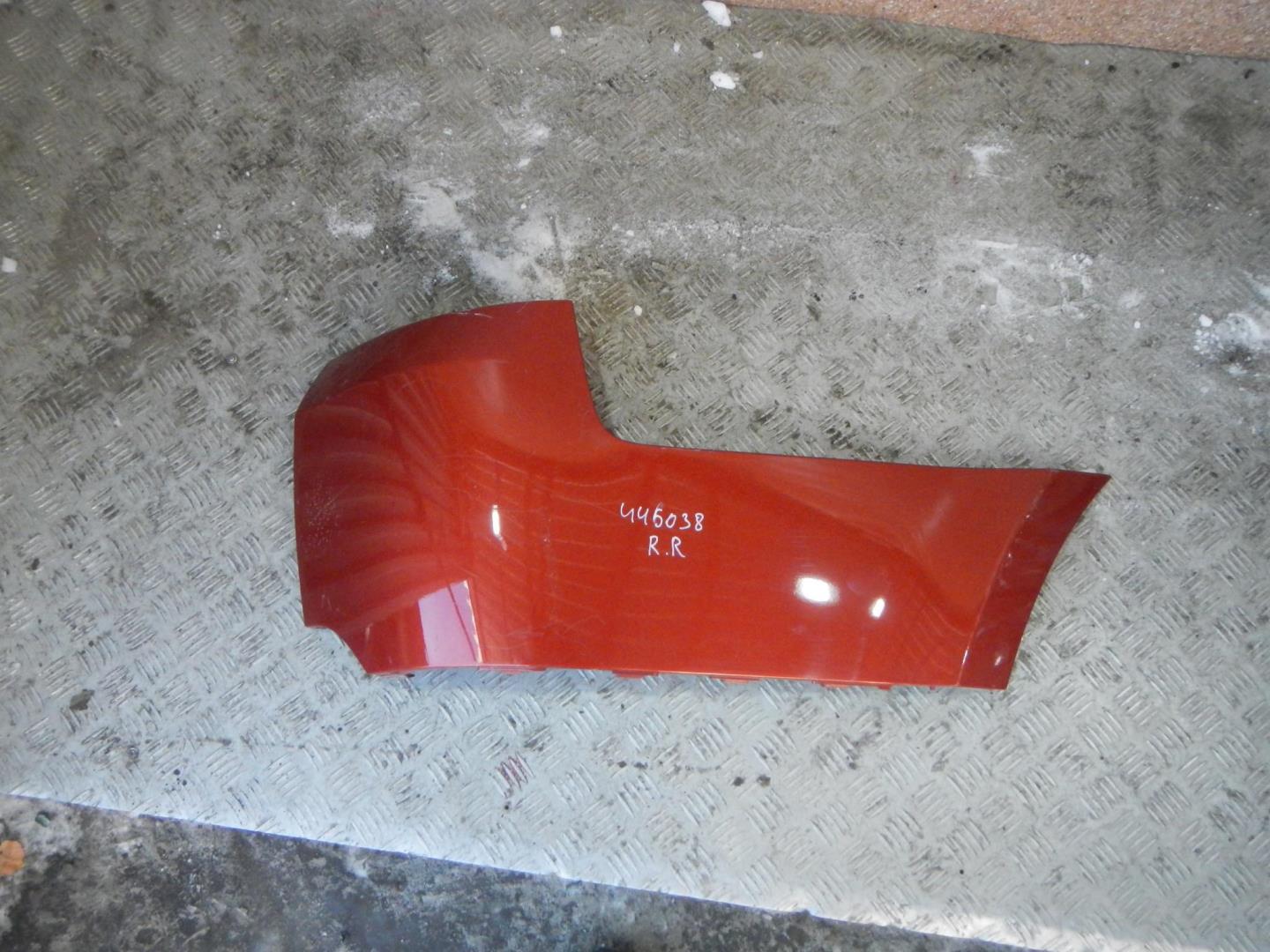 Бампер задний