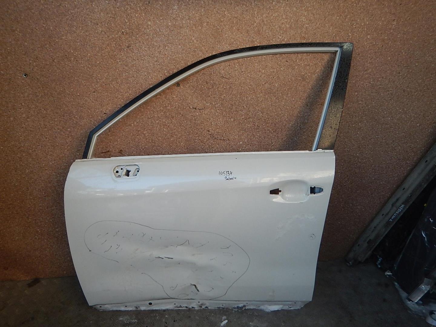 Дверь передняя левая