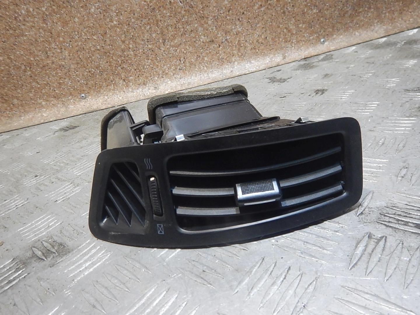 Дефлектор воздушный