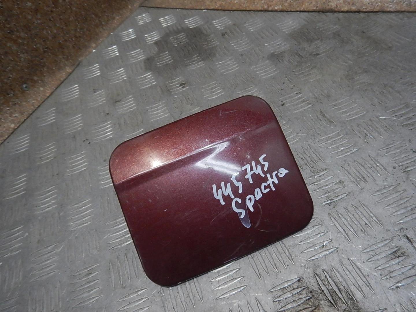 Лючок бензобака