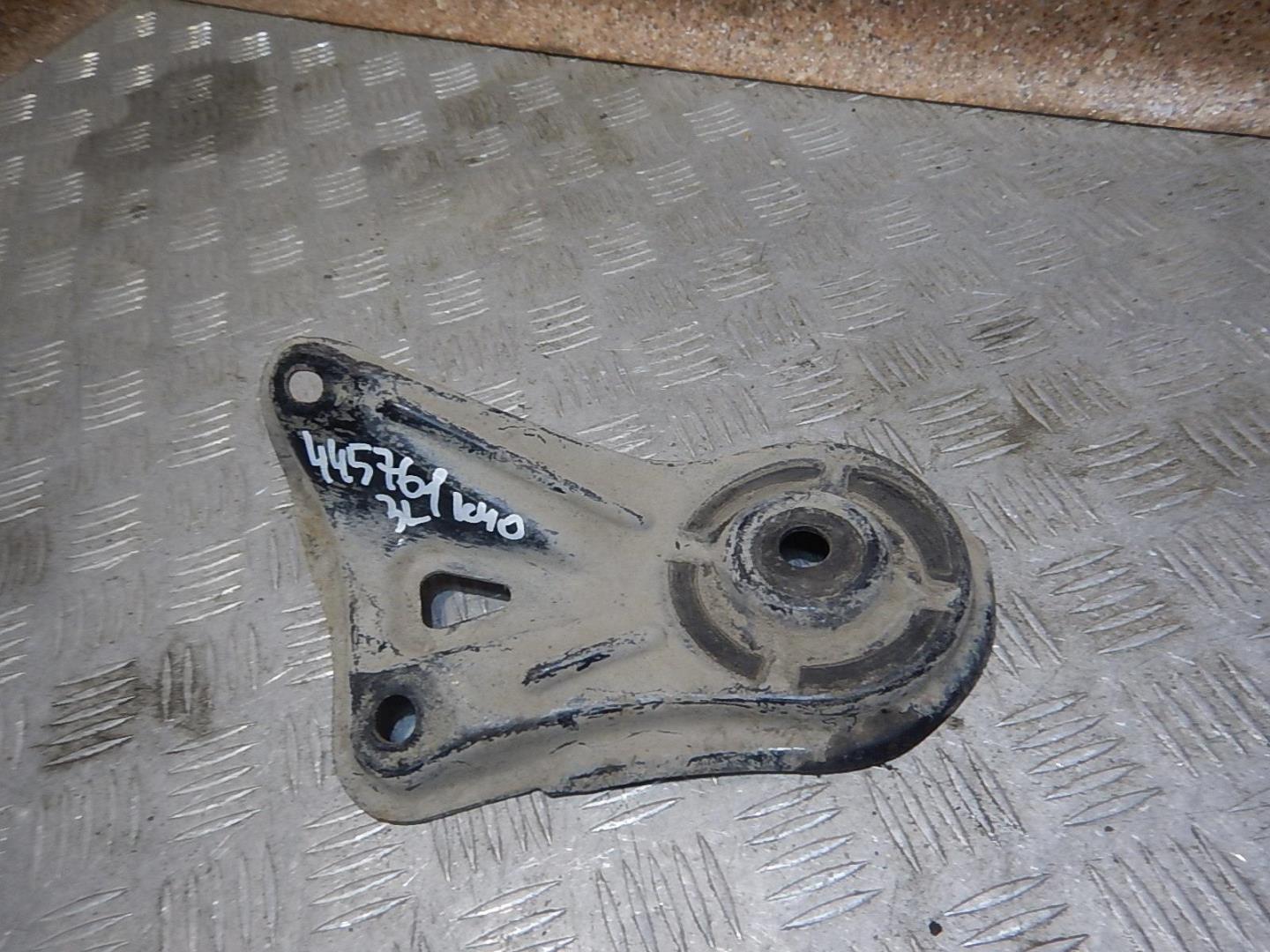 Балка передняя продольная