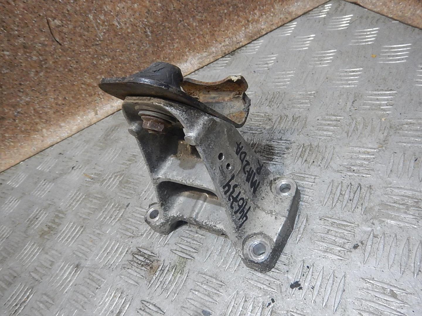 Кронштейн двигателя правый