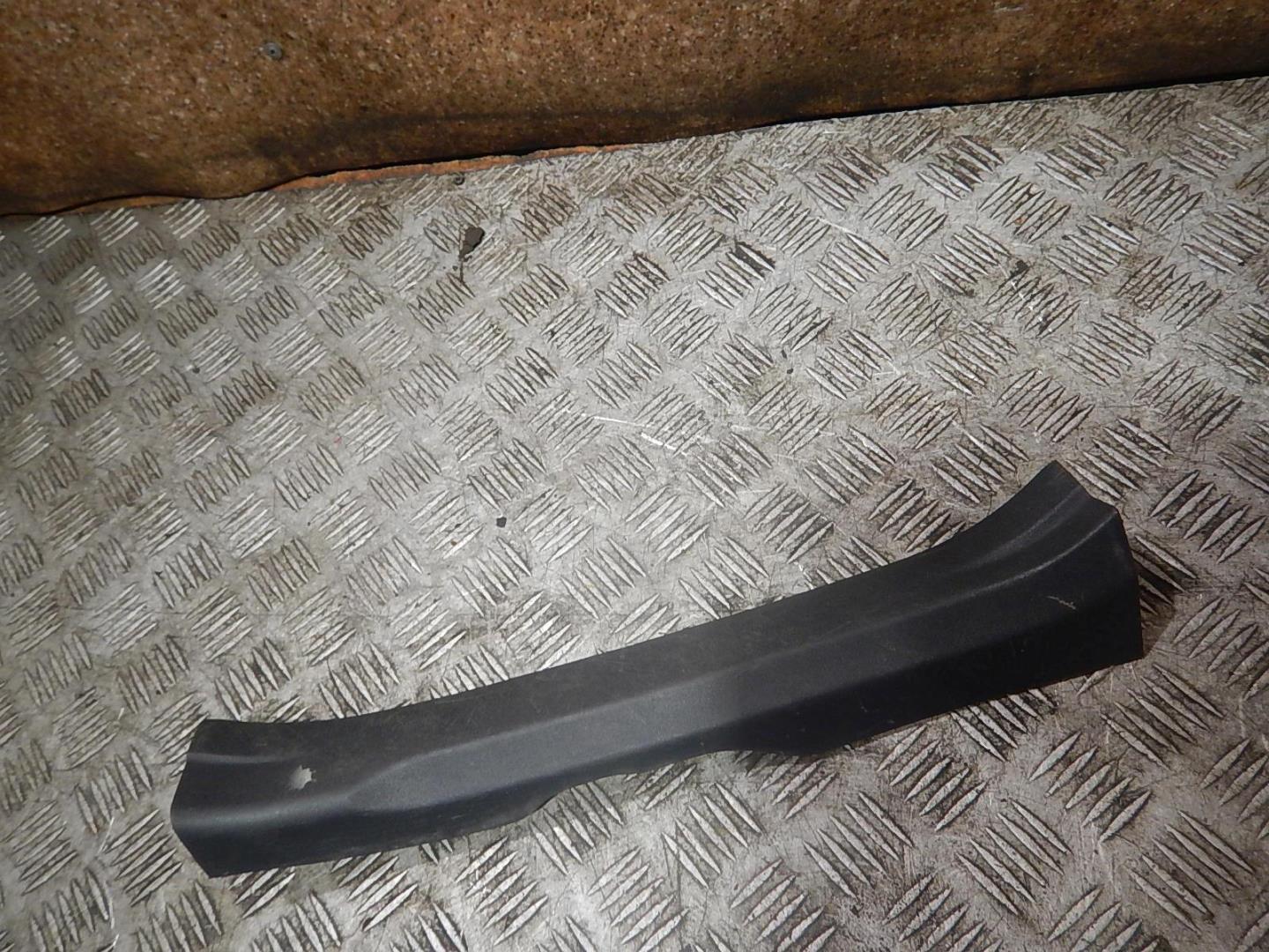 Накладка порога (внутренняя)