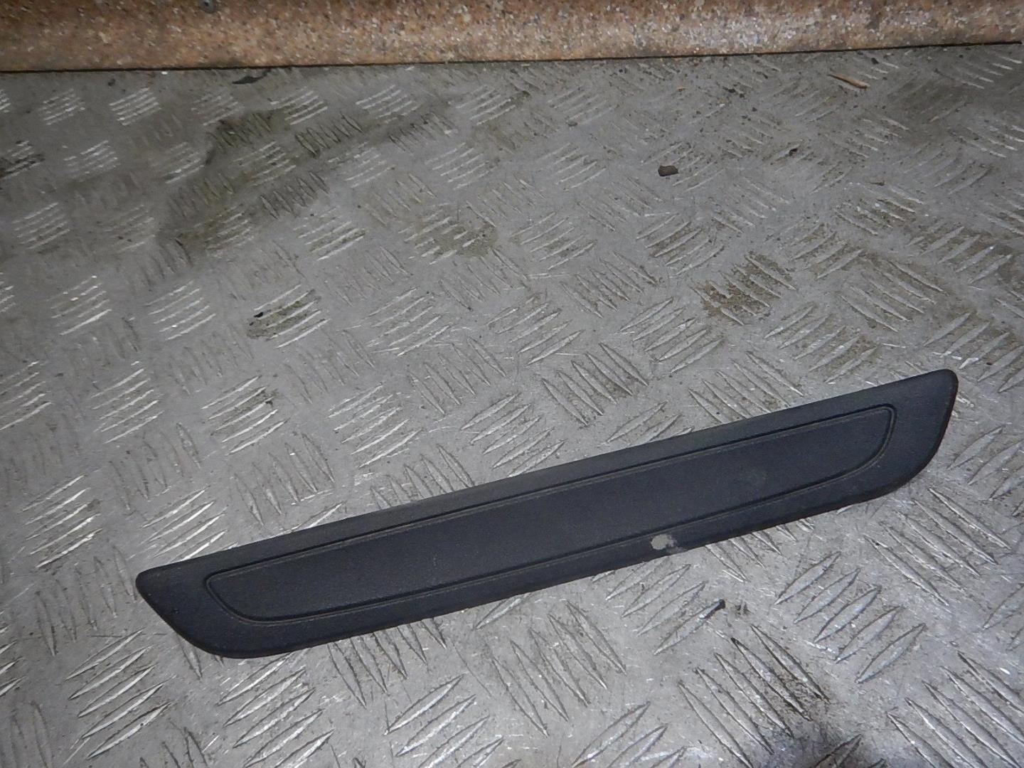 Накладка порога (внутренняя)