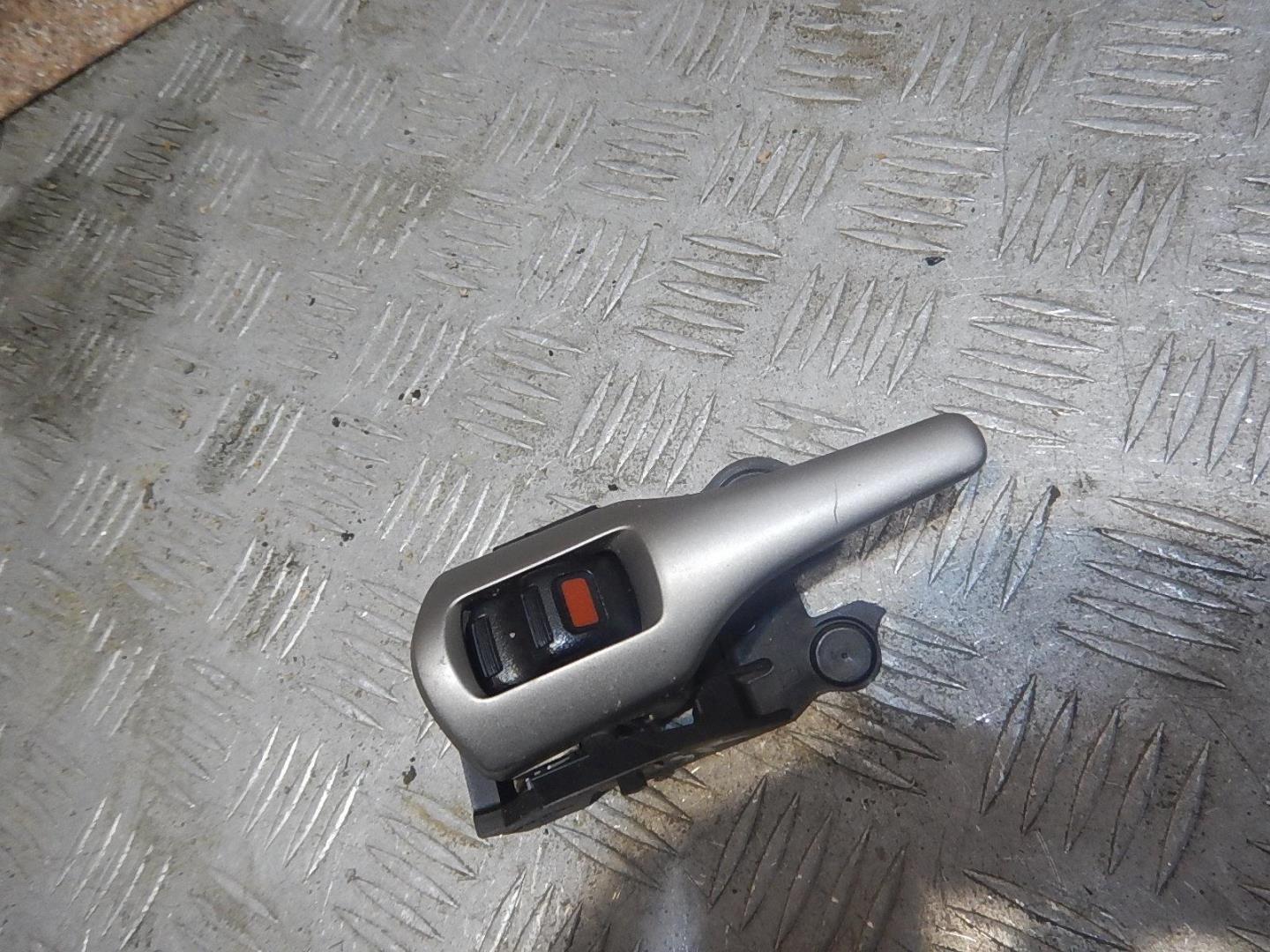 Ручка двери внутренняя правая