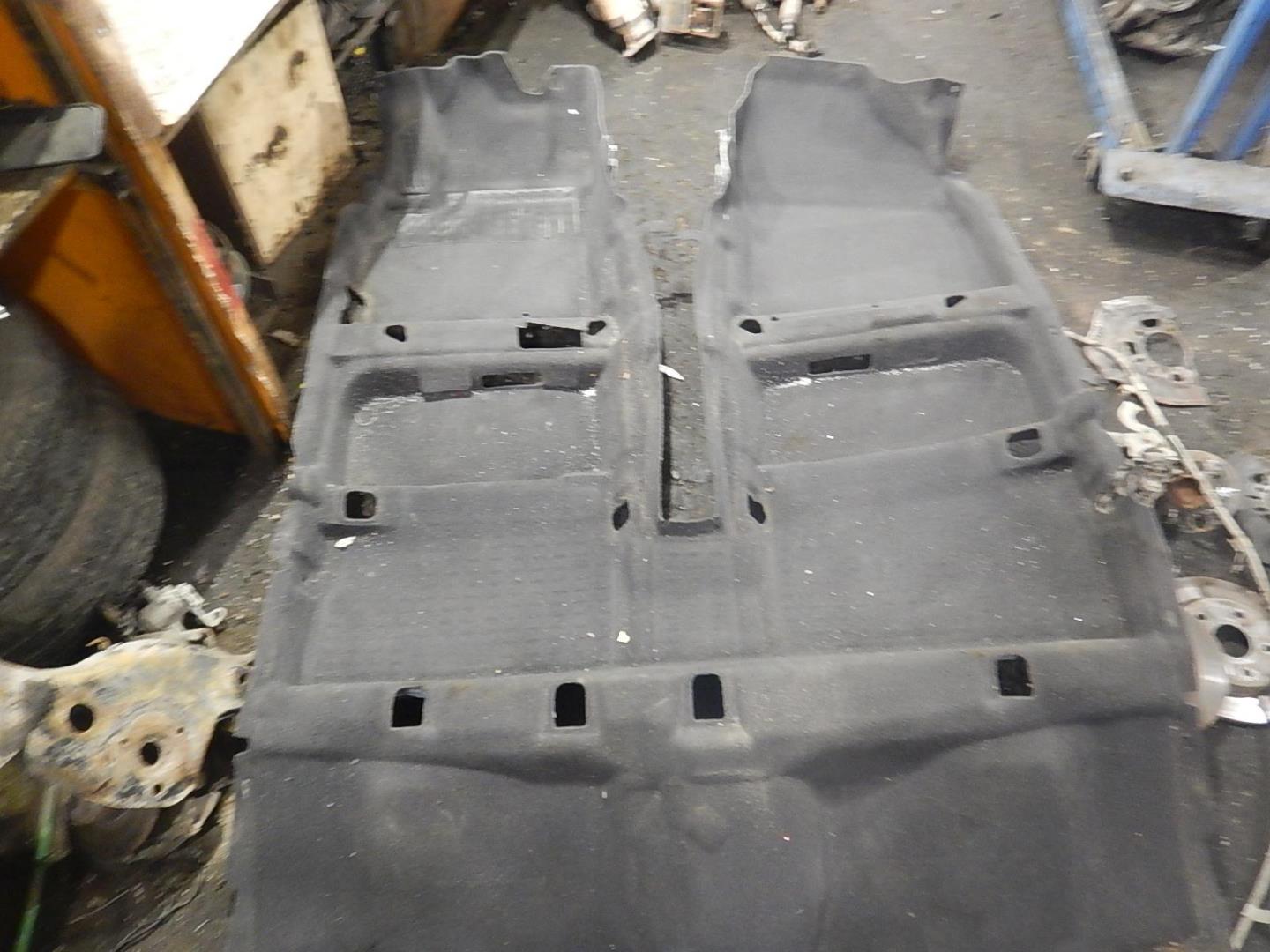 Покрытие напольное (ковролин)