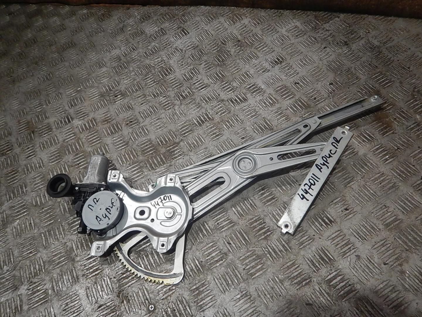 Стеклоподъемник электр. передний правый