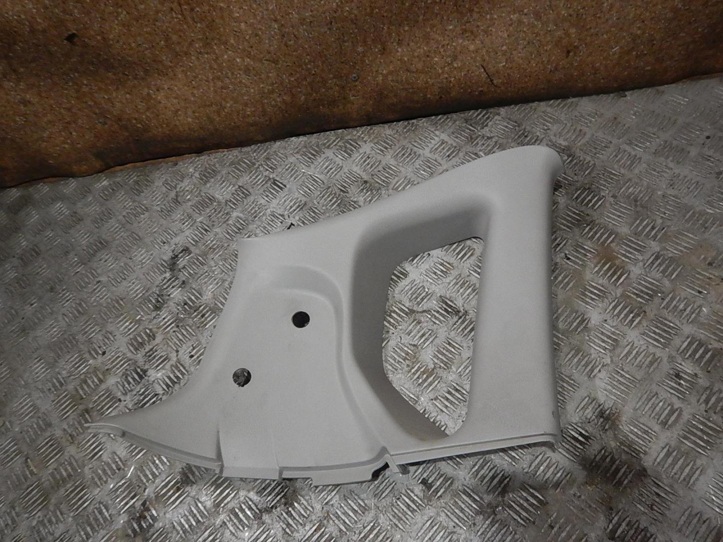 Обшивка стойки