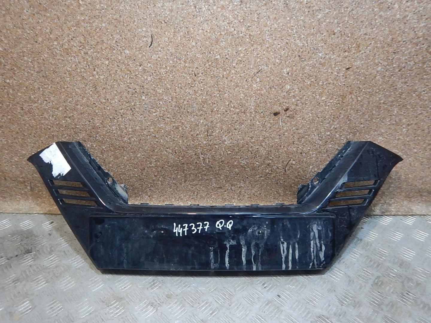 Накладка переднего бампера