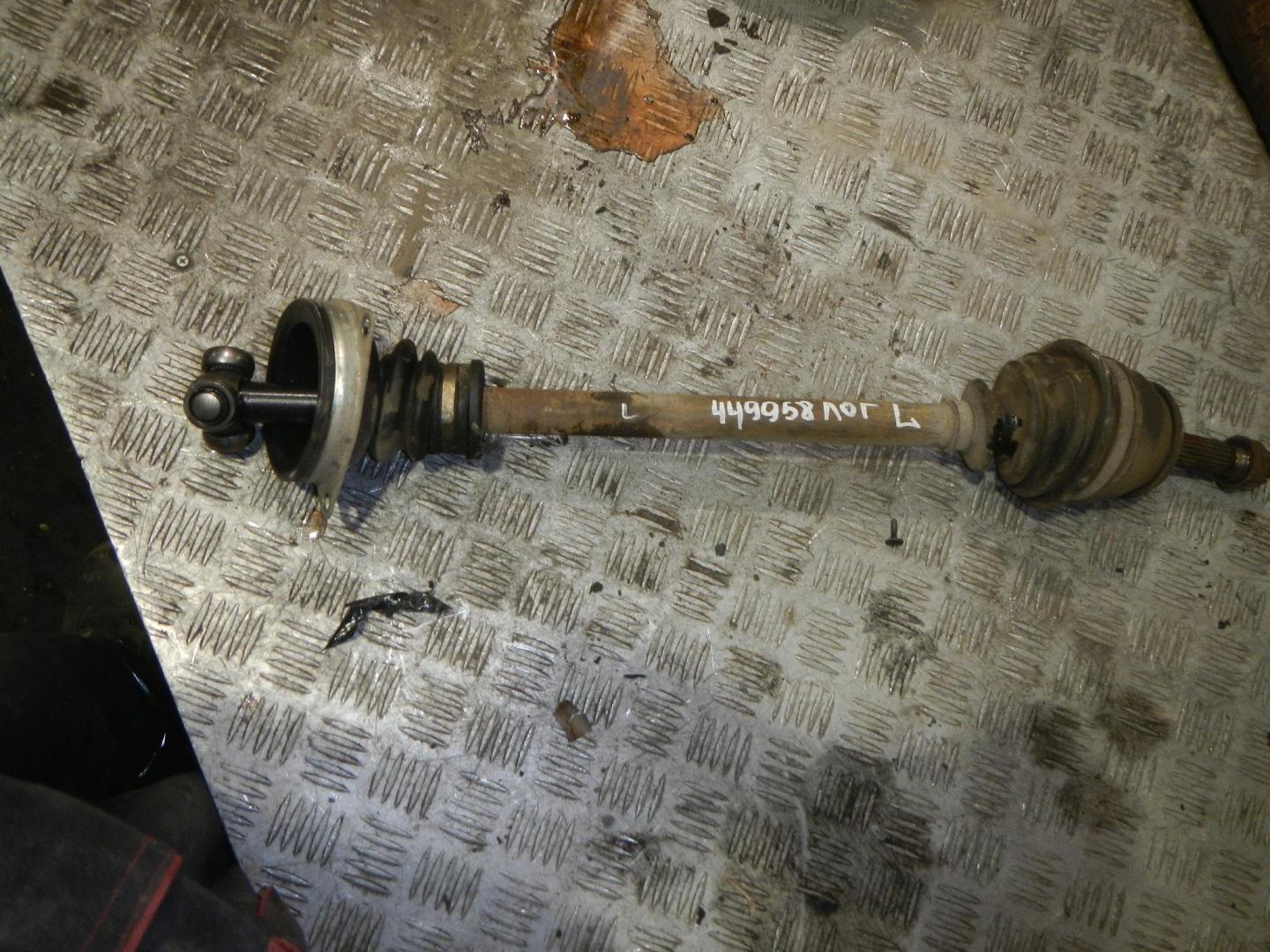 Полуось передняя левая