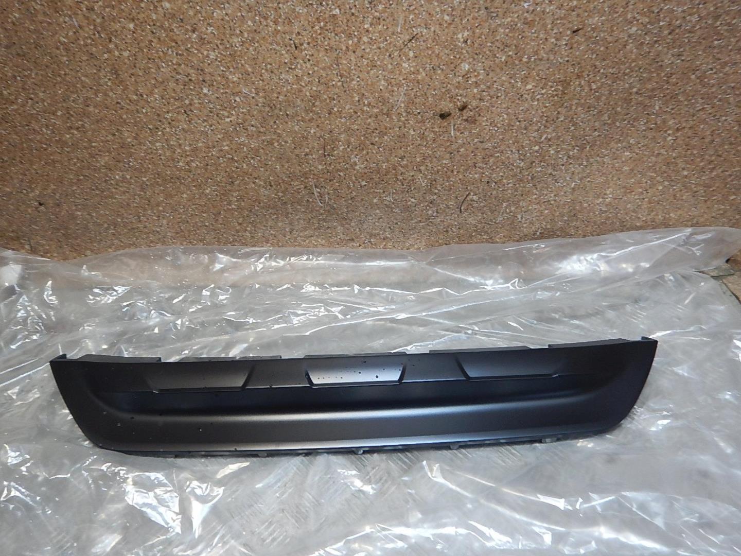 Накладка заднего бампера