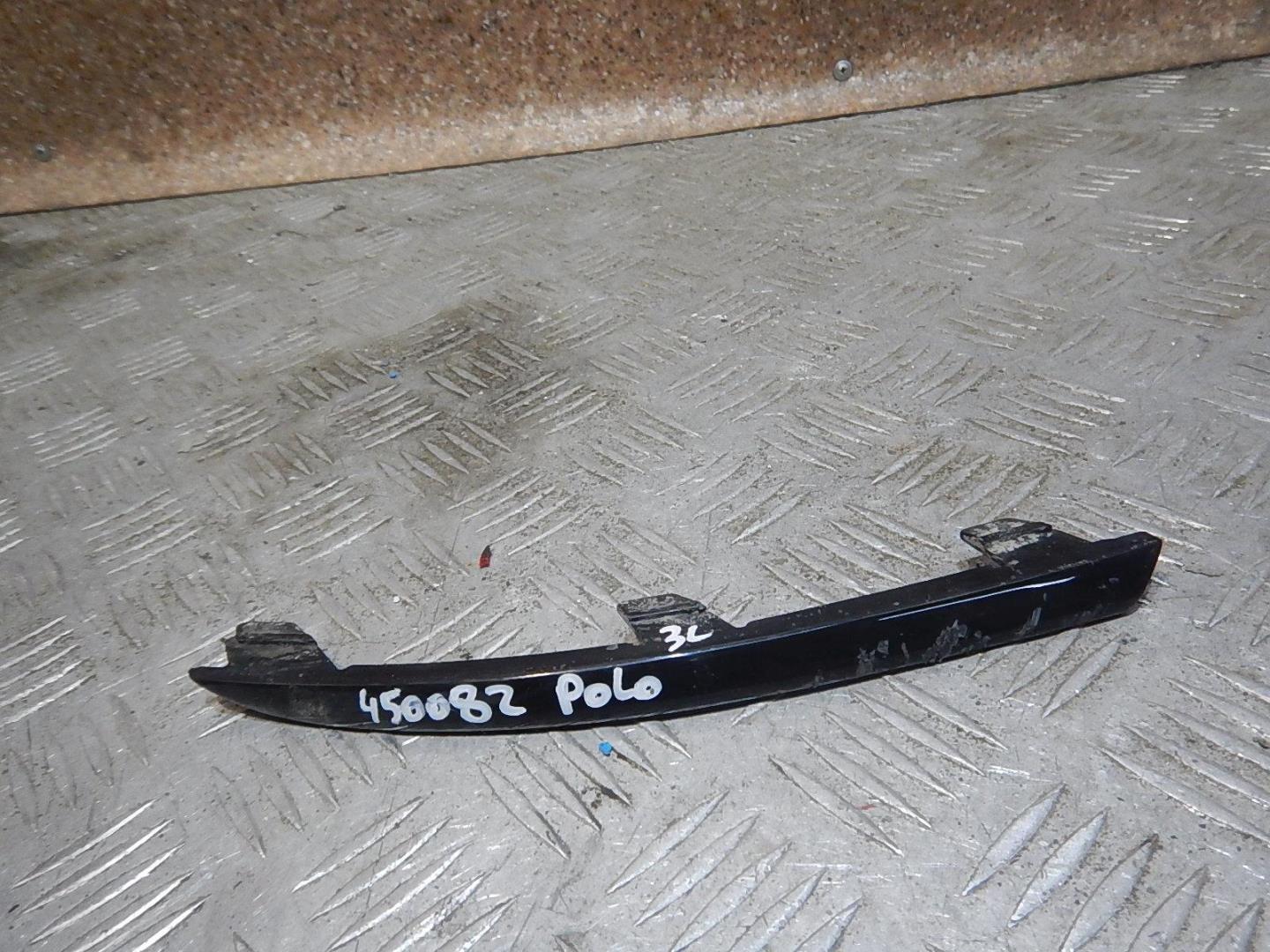 Молдинг заднего бампера