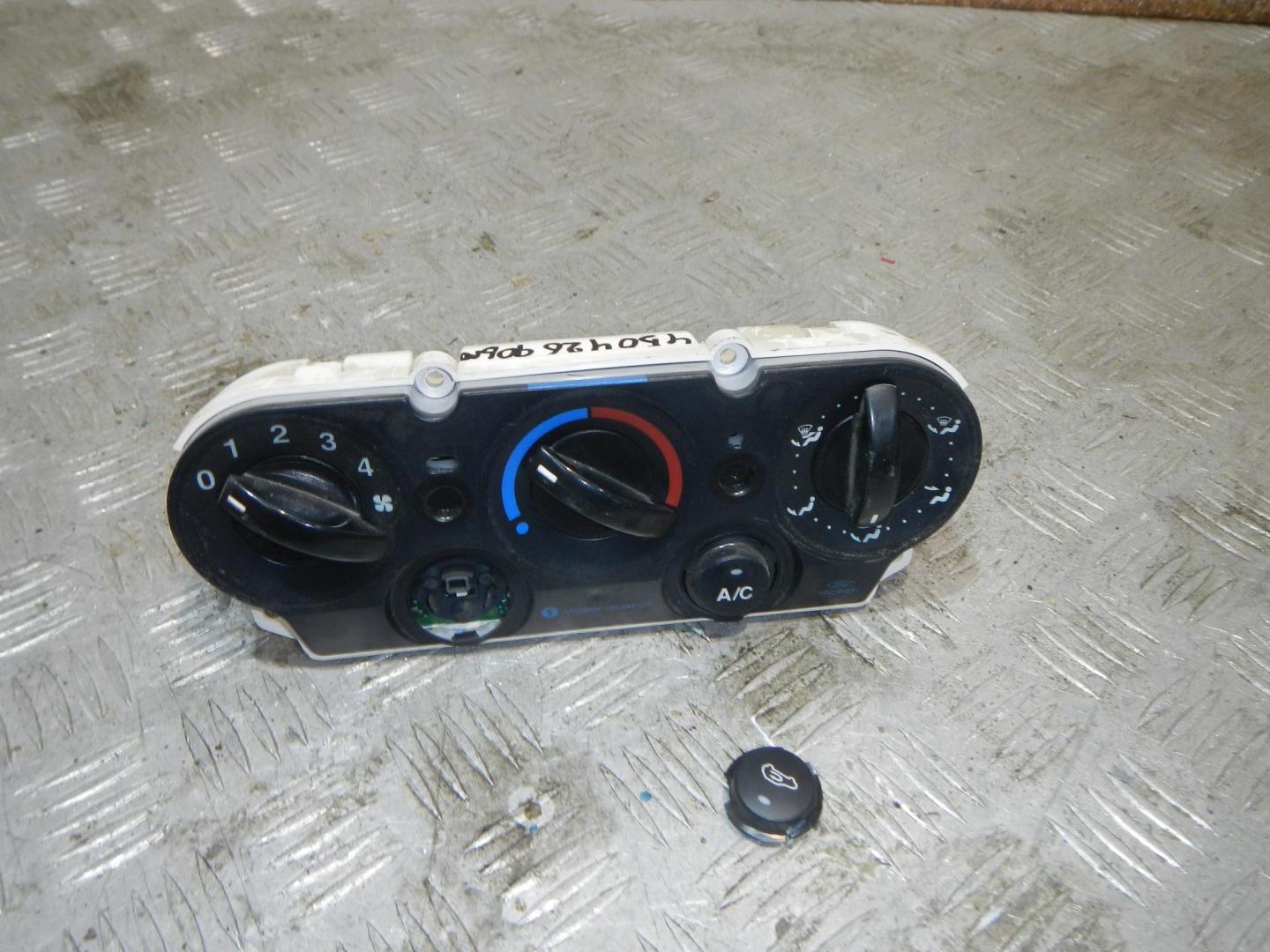 Блок управления климатической установкой