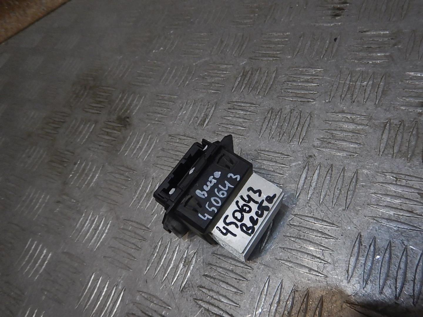 Резистор отопителя