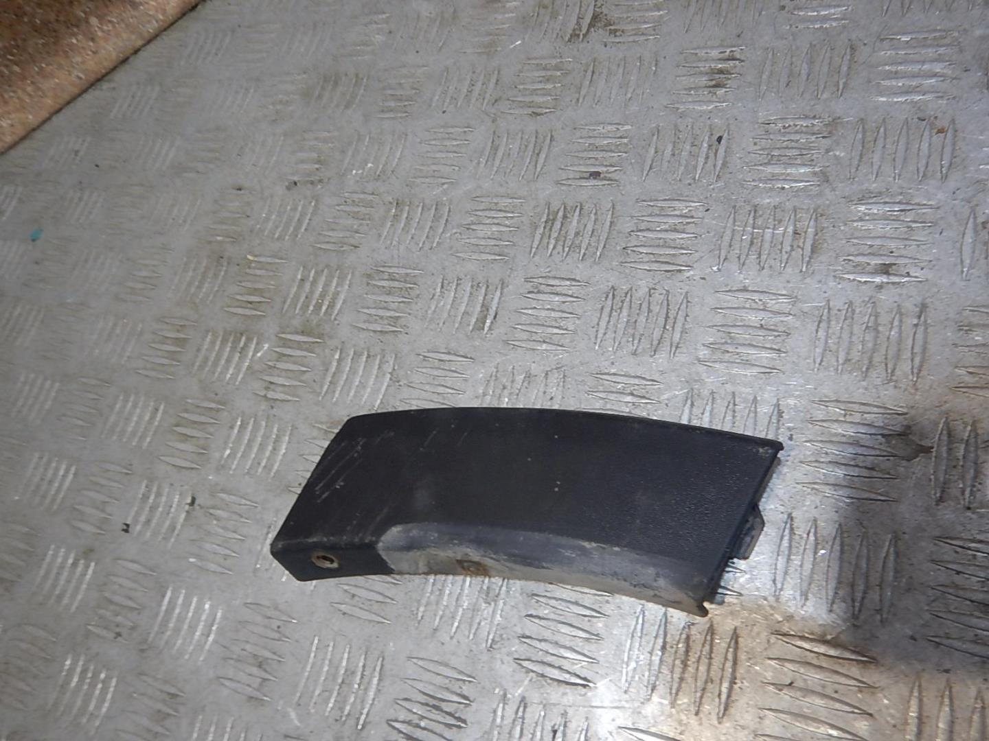 Накладка заднего бампера левая