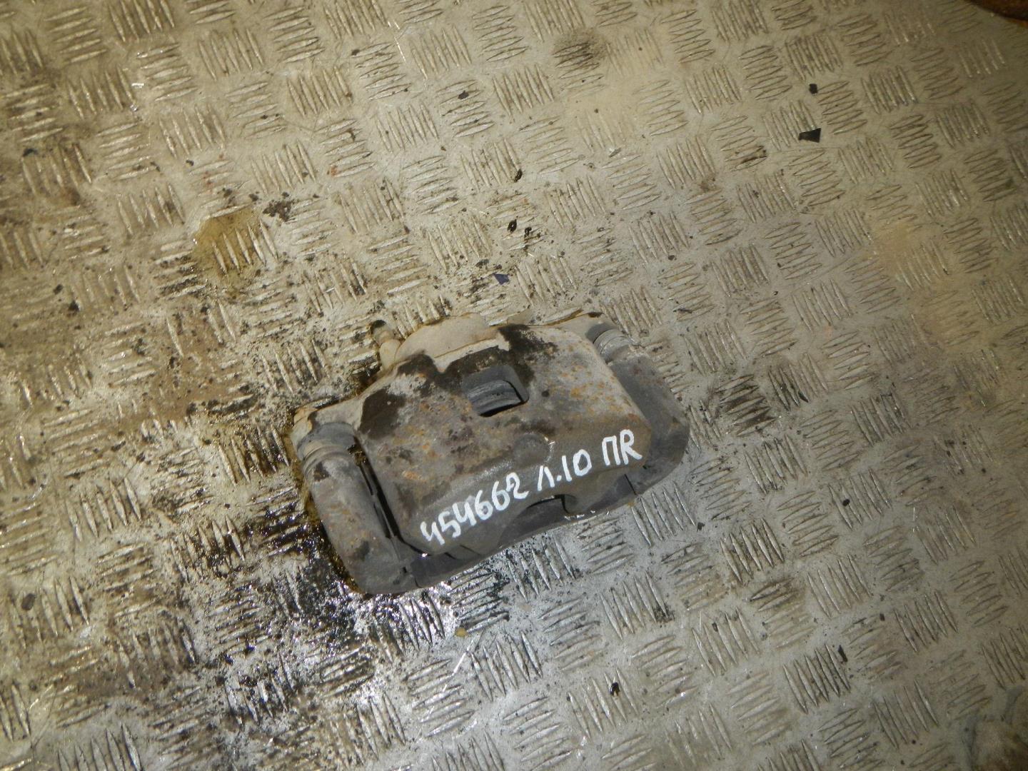 Суппорт передний правый