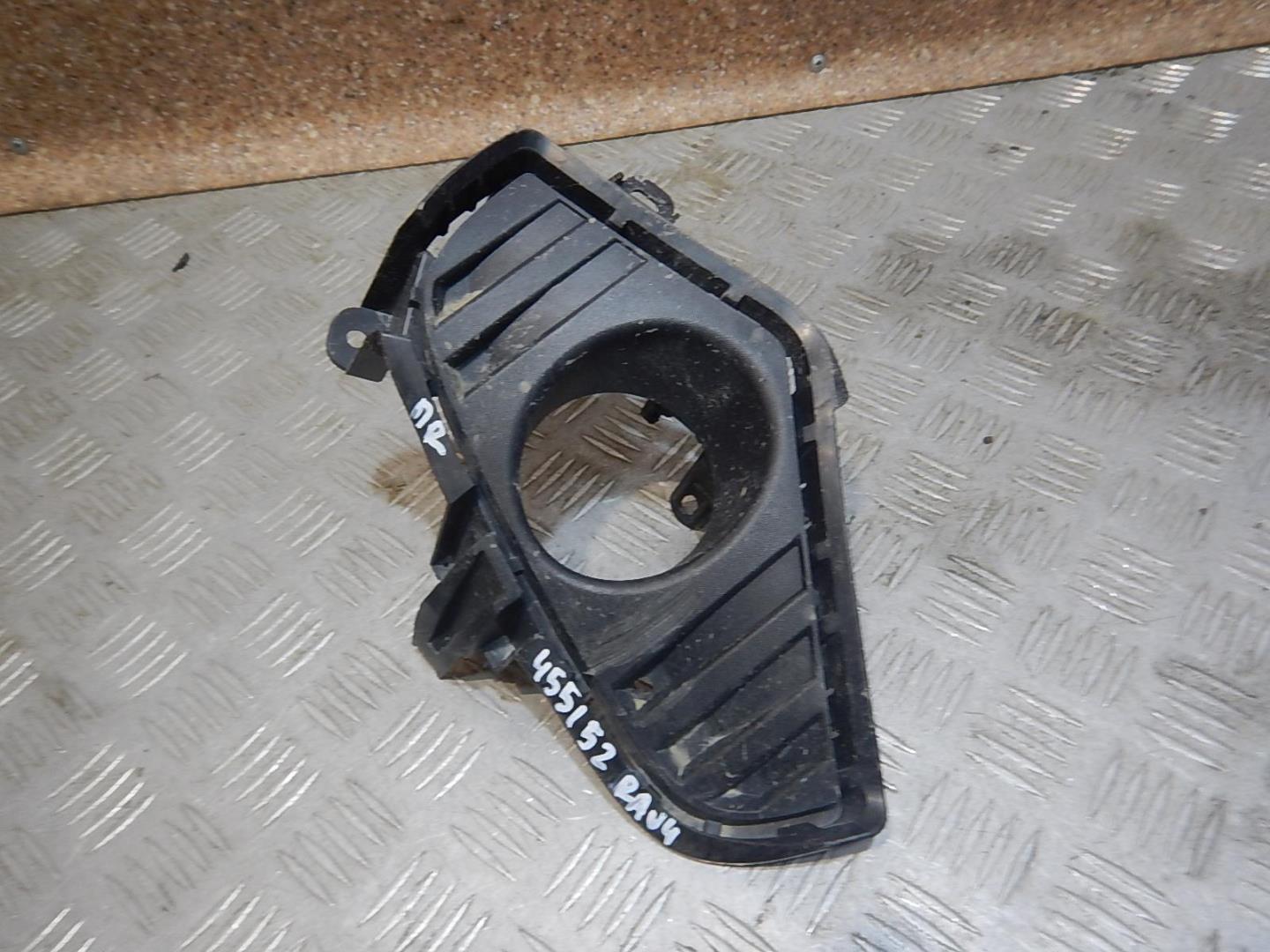 Решетка в бампер правая