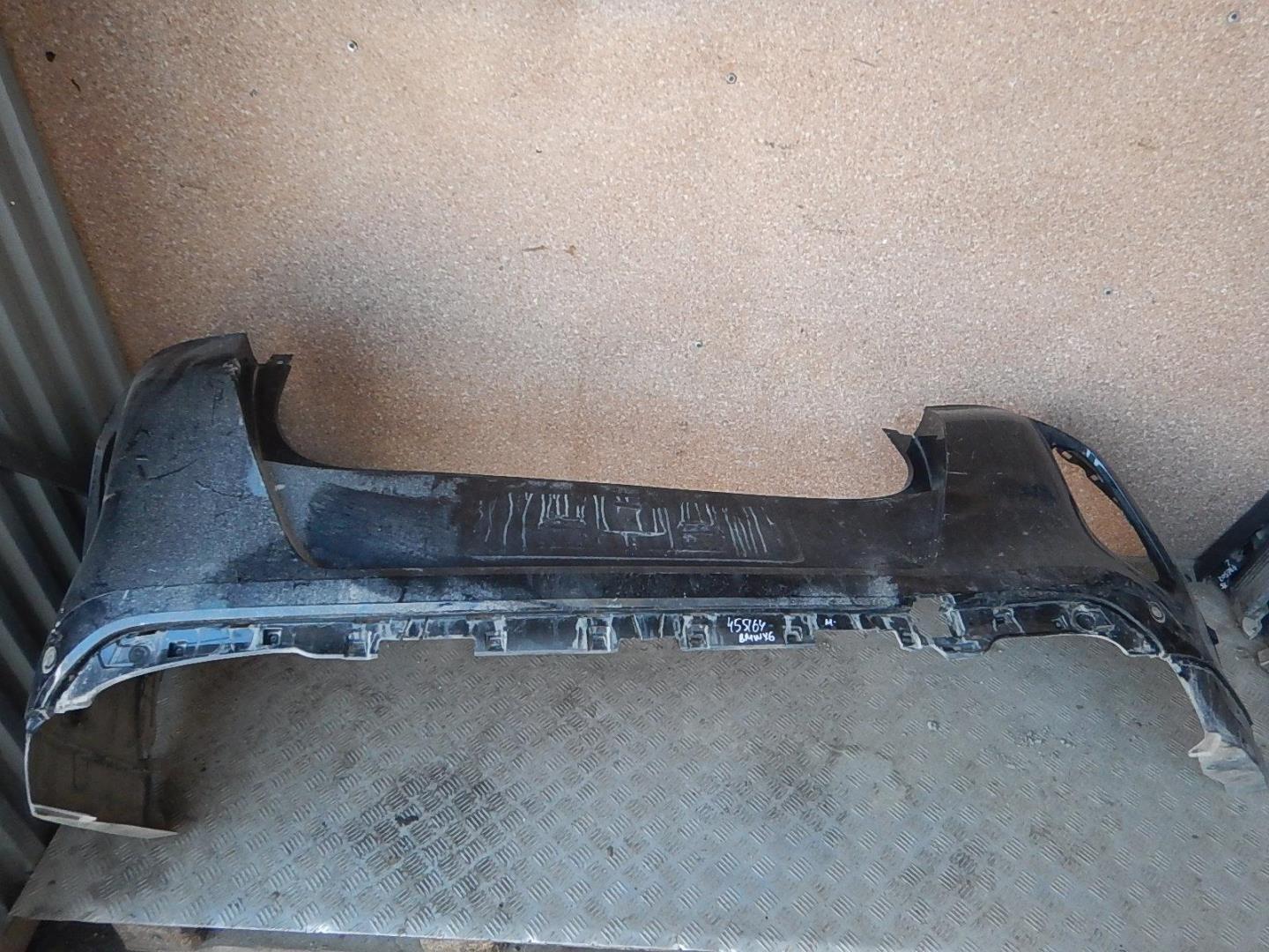 Бампер задний