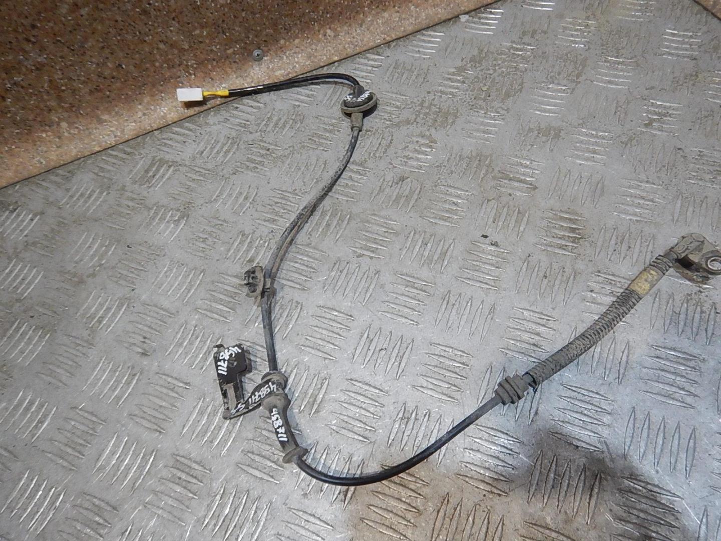 Датчик ABS задний