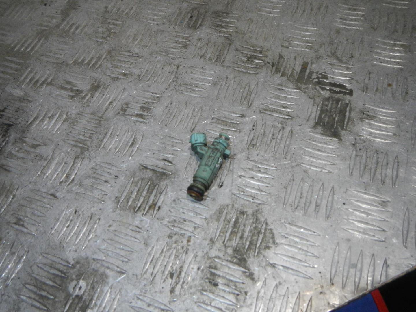 Форсунка инжекторная электрическая