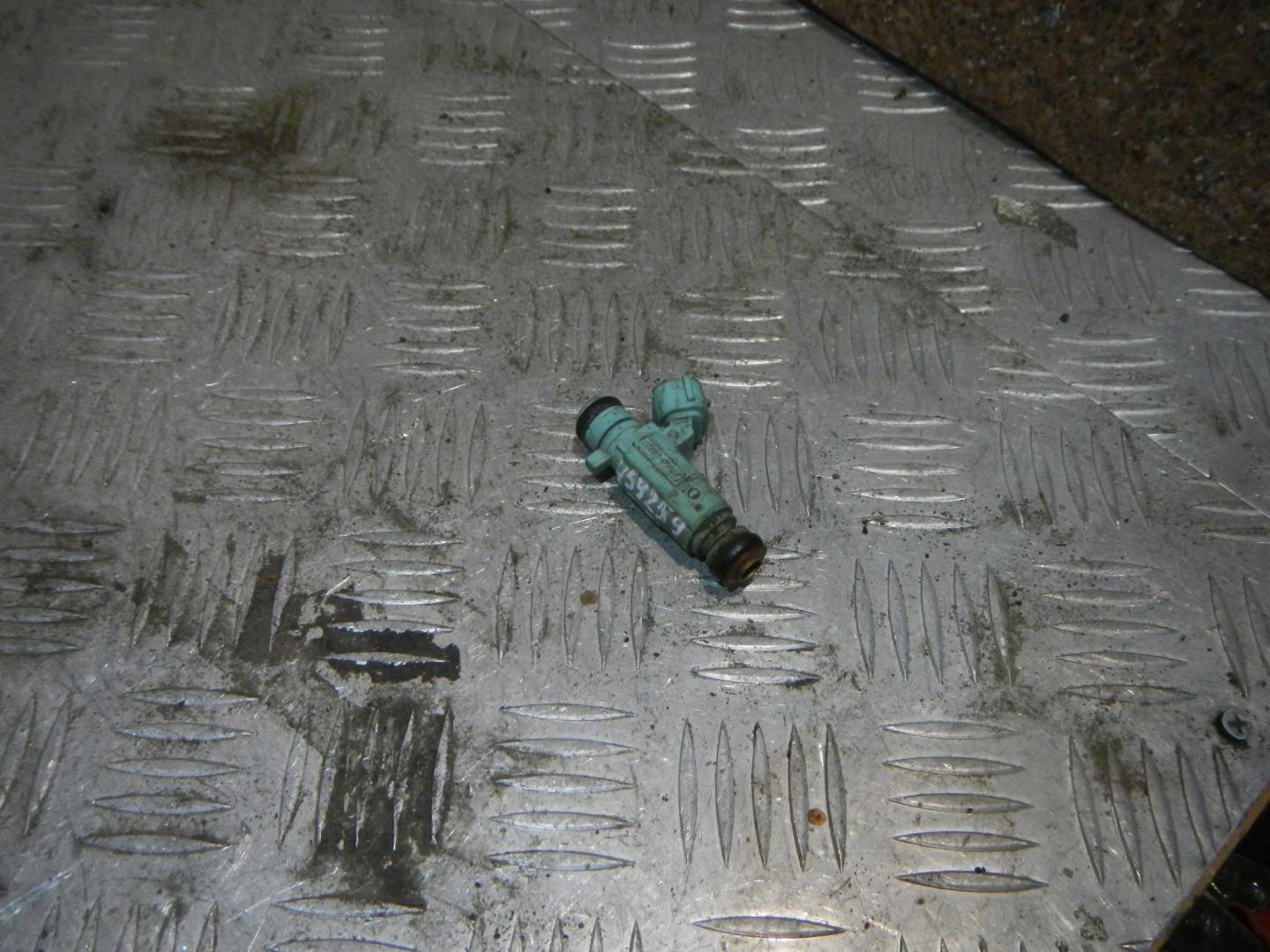 Форсунка инжекторная электрическая