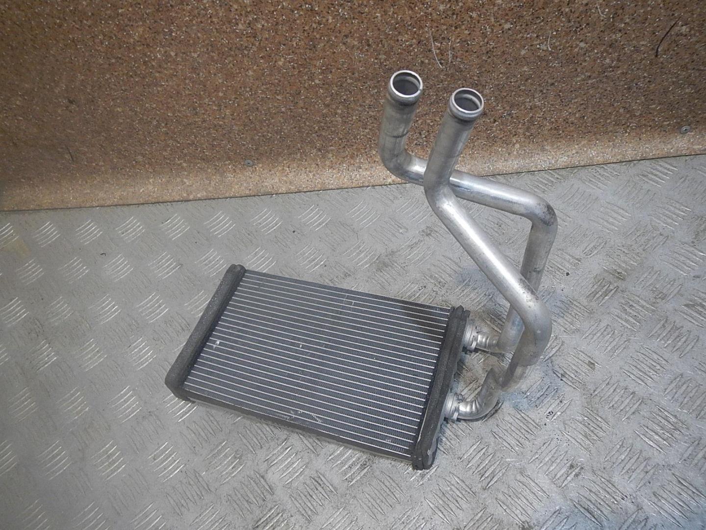 Радиатор отопителя