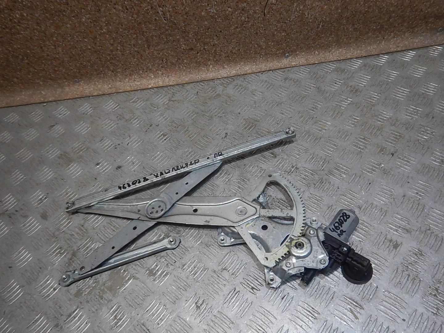 Стеклоподъемник электр. передний правый