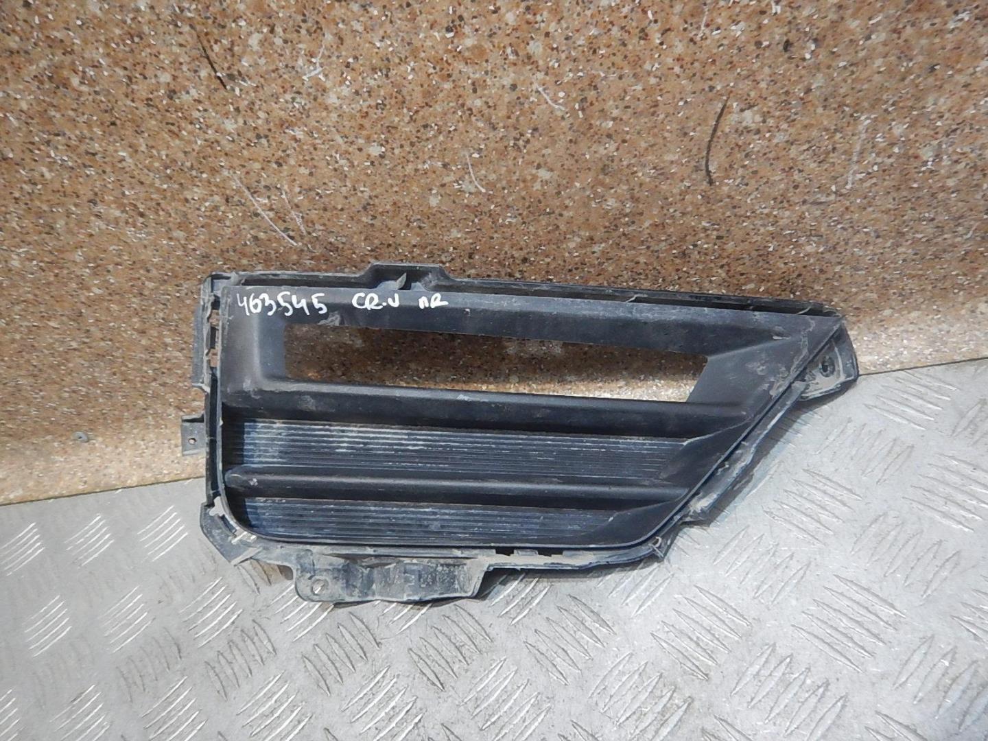 Решетка в бампер правая