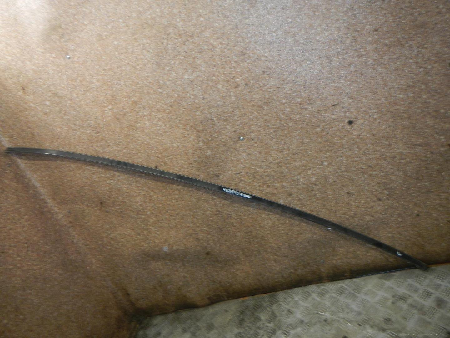 Молдинг крыши левый