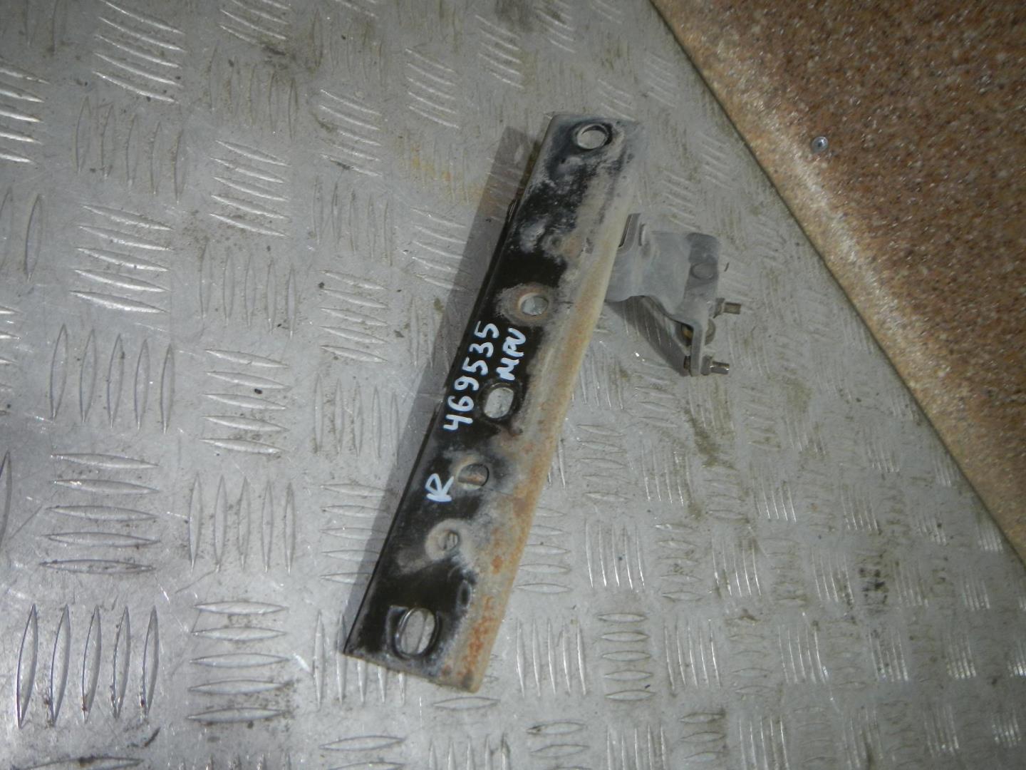 Ролик двери сдвижной верхний