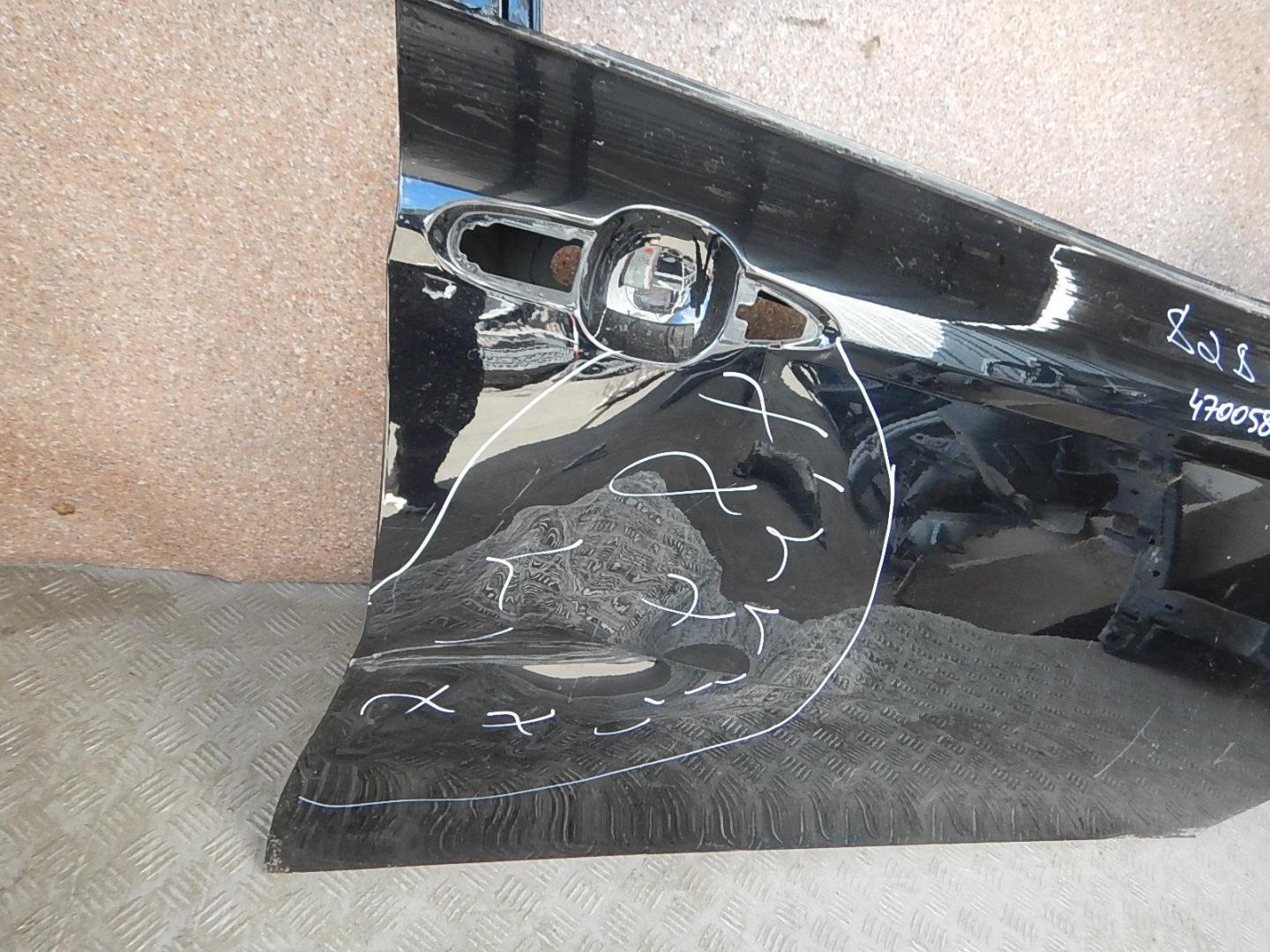 Дверь передняя правая